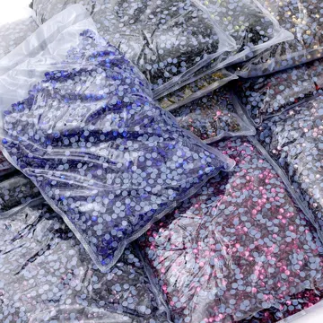 Bulk rhinestone packs